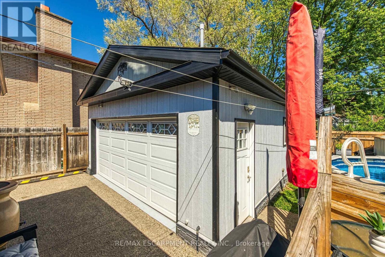 88 Julian Avenue, Hamilton, Ontario  L8H 5R7 - Photo 37 - X12176494