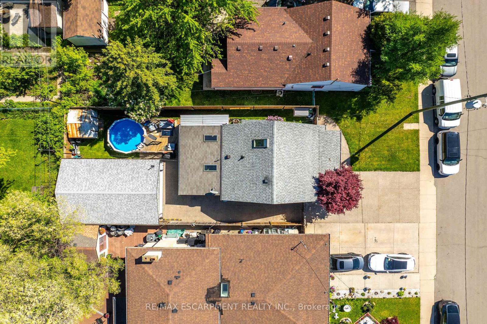 88 Julian Avenue, Hamilton, Ontario  L8H 5R7 - Photo 43 - X12176494
