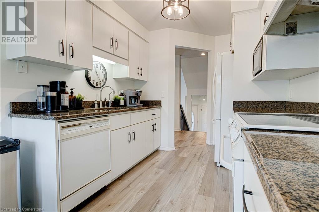 225 Benjamin Road Unit# 56, Waterloo, Ontario  N2V 1Z3 - Photo 13 - 40732400