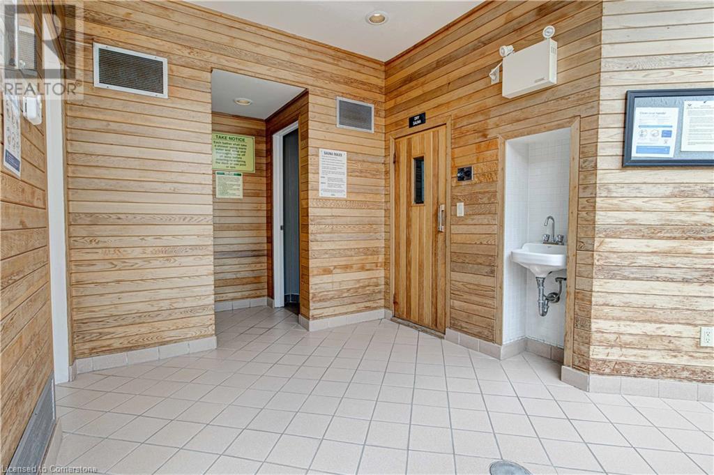 225 Benjamin Road Unit# 56, Waterloo, Ontario  N2V 1Z3 - Photo 37 - 40732400