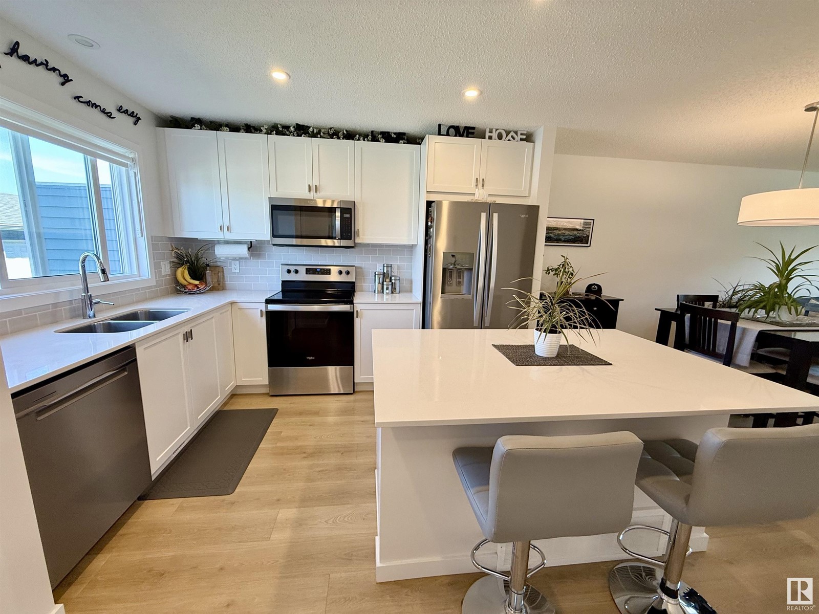 2424 Trumpeter Wy Nw, Edmonton, Alberta  T5S 0R9 - Photo 9 - E4438732