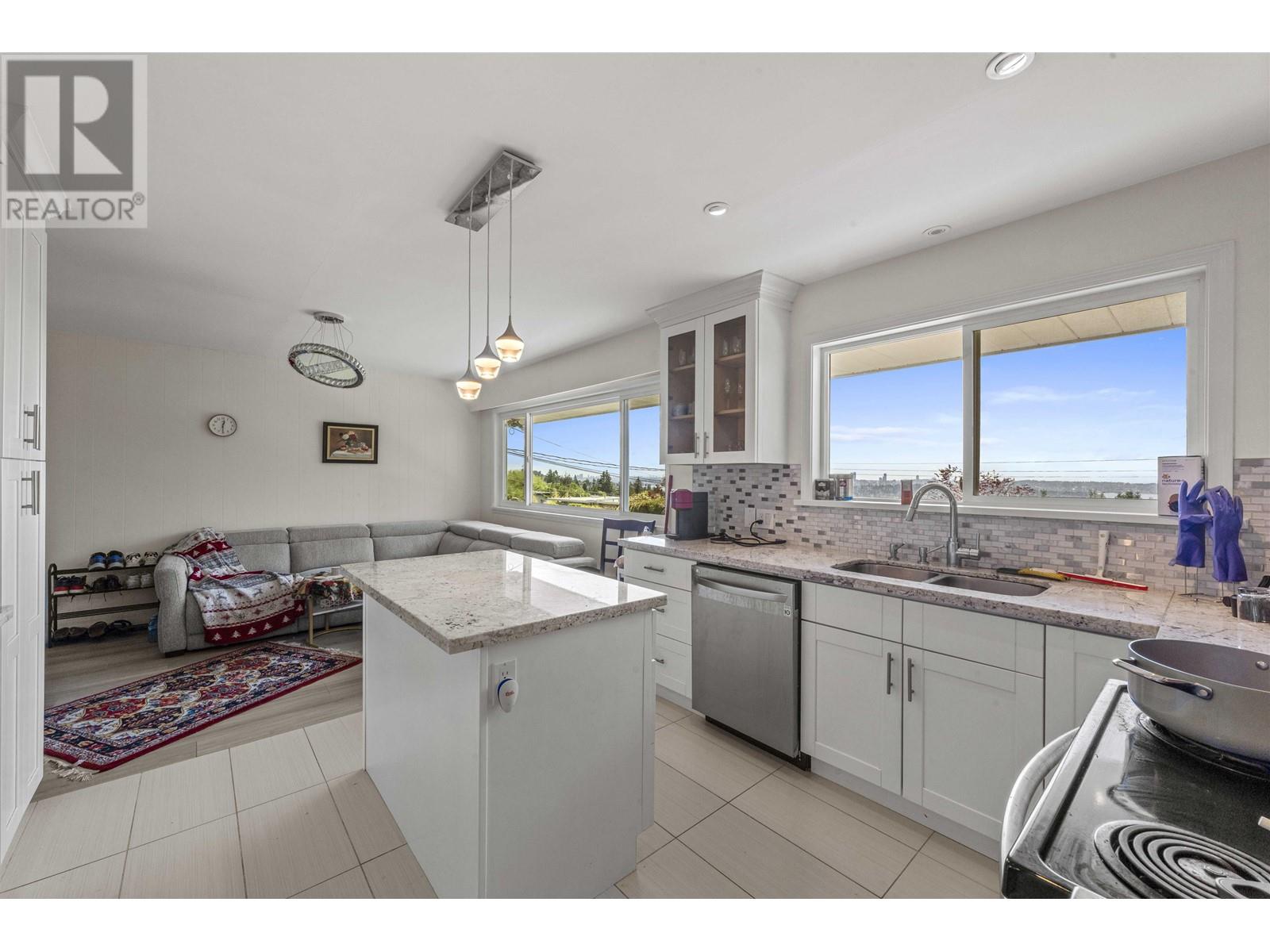 1895 Rosebery Avenue, West Vancouver, British Columbia  V7V 2Z5 - Photo 12 - R3007647