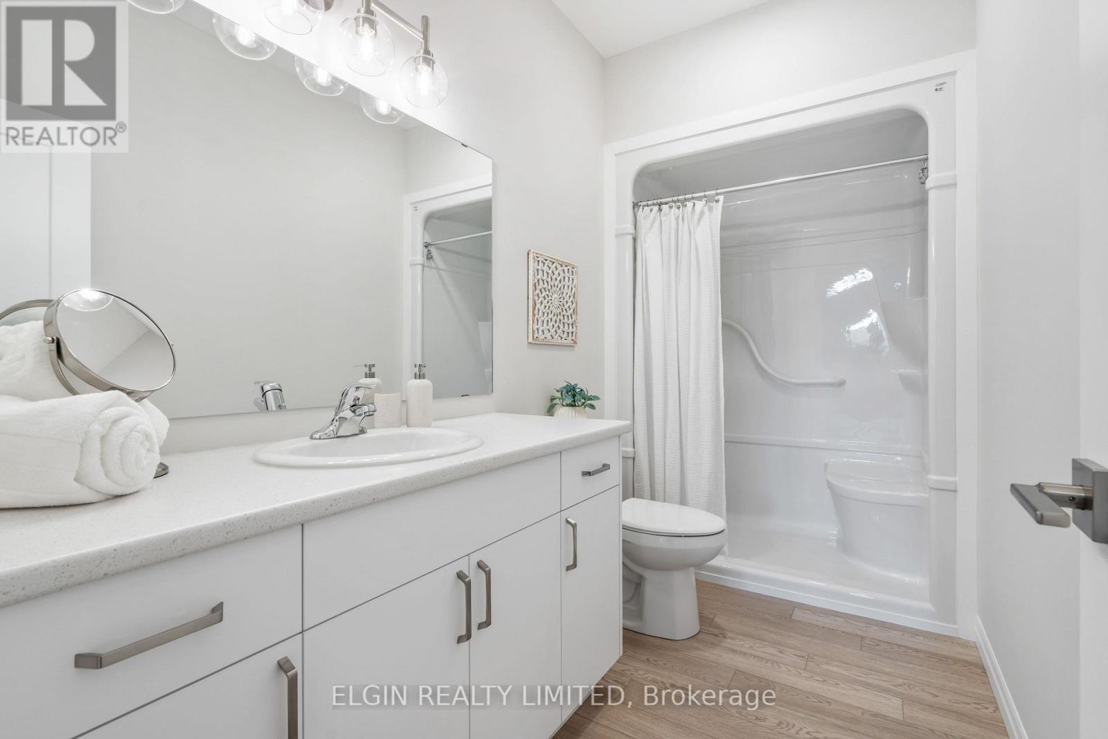 61 Willow Drive, Aylmer, Ontario  N5H 0B9 - Photo 23 - X12168182