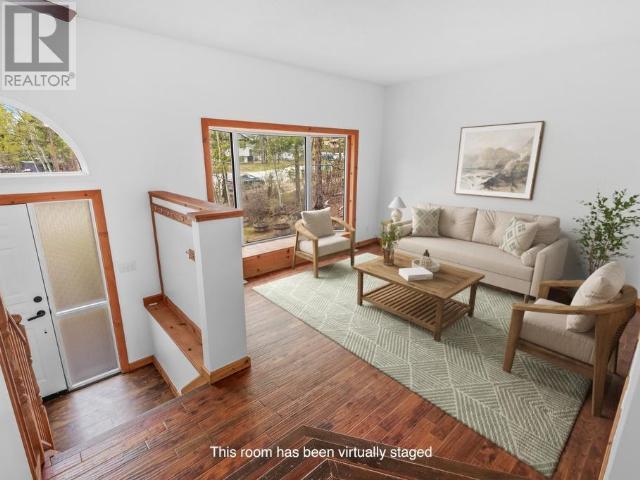 58 Walnut Crescent, Whitehorse, Yukon  Y1A 5J3 - Photo 5 - 16500