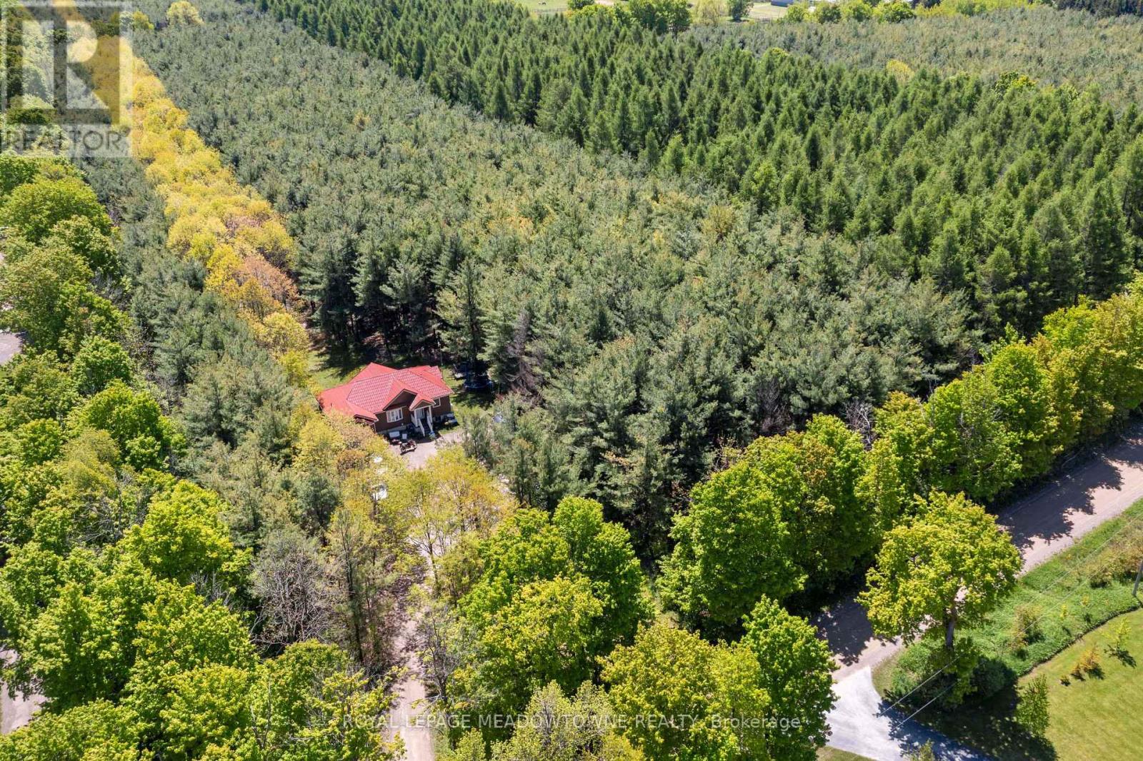 9341 Sideroad 9, Erin, Ontario  L7J 2L8 - Photo 26 - X12104088