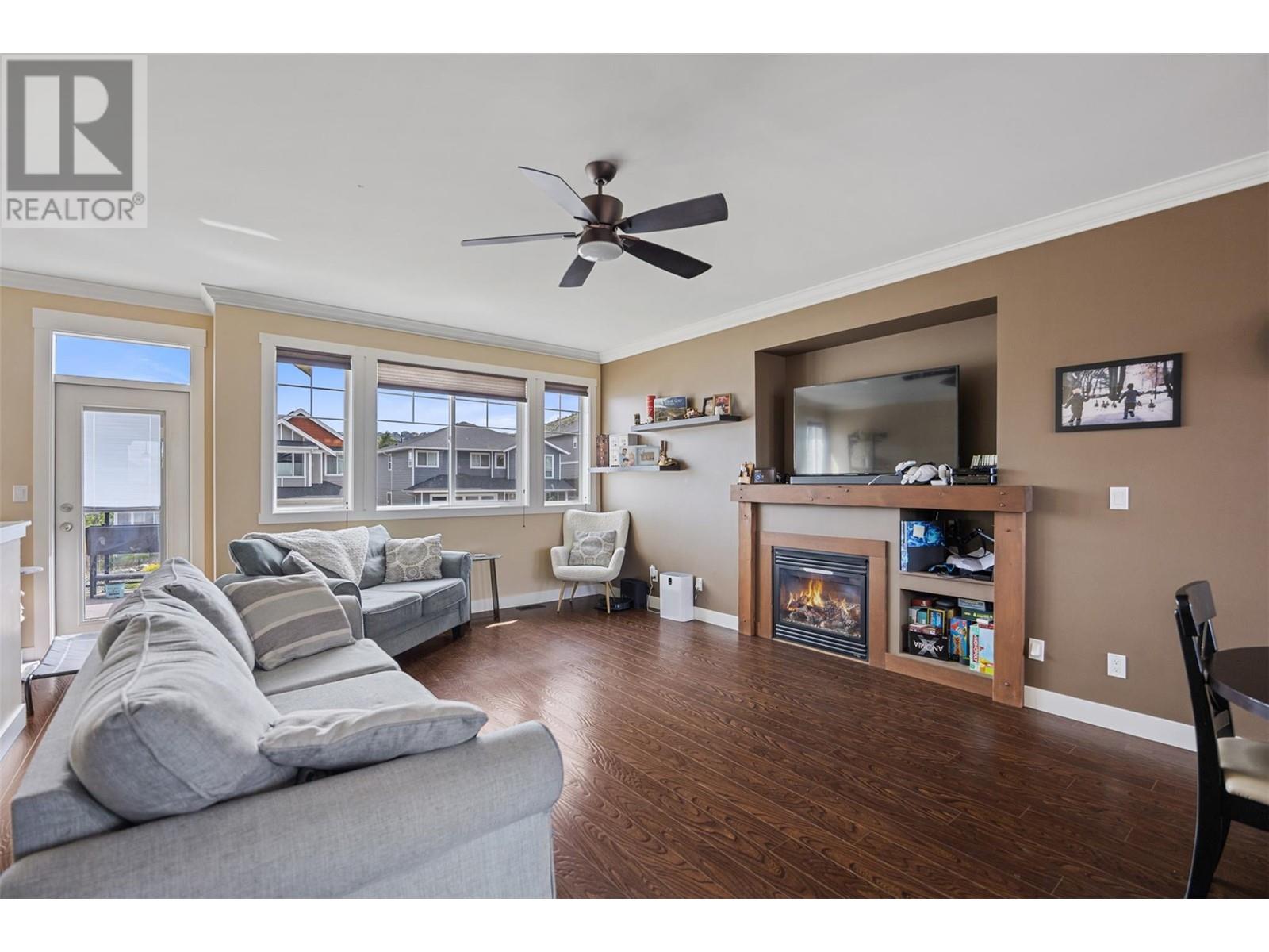 Property at 876 Woodrush Drive image 4