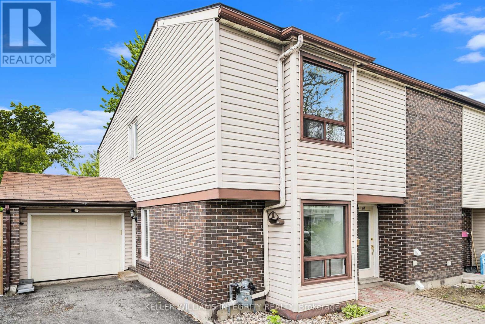 24 Elvaston Avenue, Ottawa, Ontario  K2G 3T4 - Photo 2 - X12176551