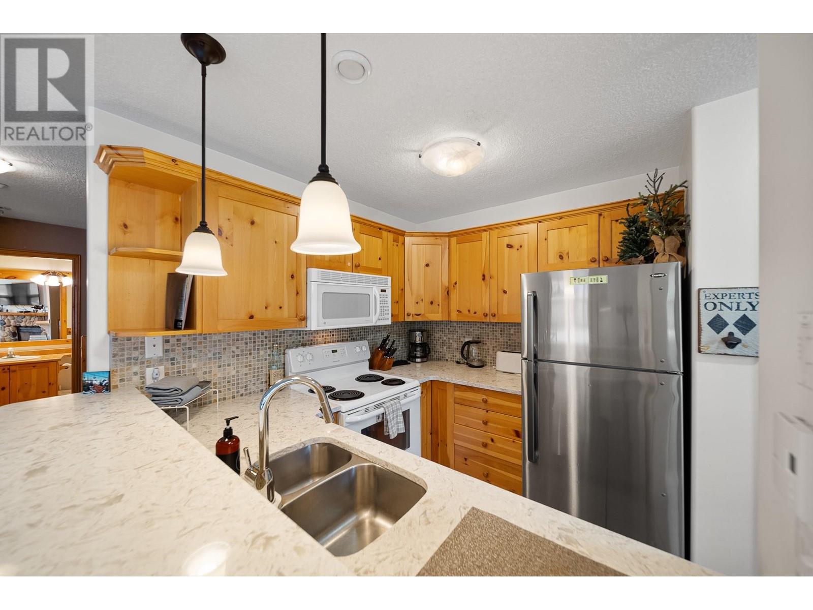6005 Valley Drive Unit# 27, Kamloops, BC V0E5N0