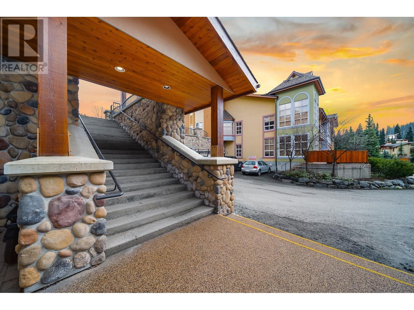 6005 Valley Drive Unit# 27, Kamloops, BC V0E5N0
