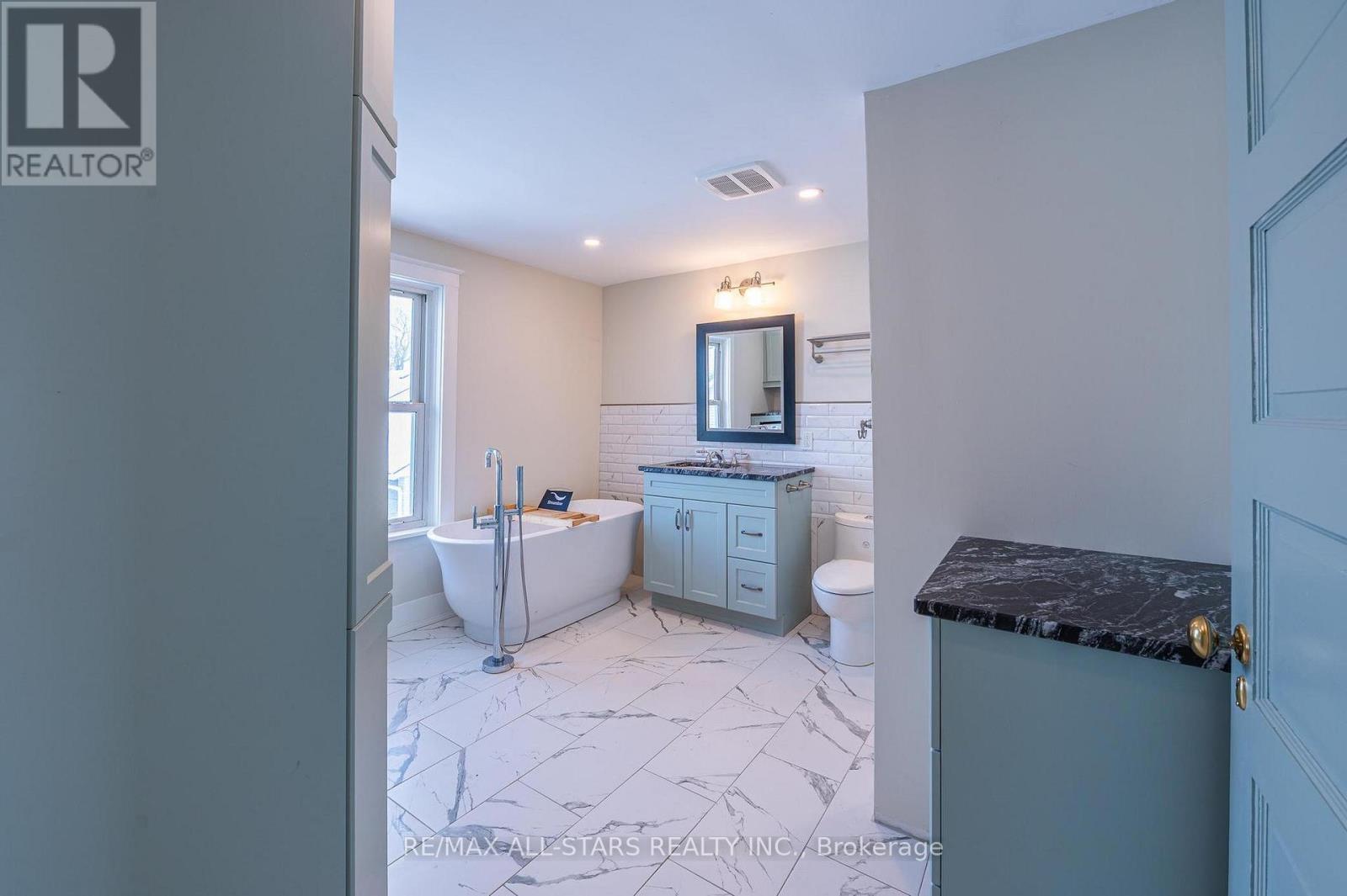 22 Sherwood Street, Kawartha Lakes, Ontario  K0M 1A0 - Photo 28 - X12072261