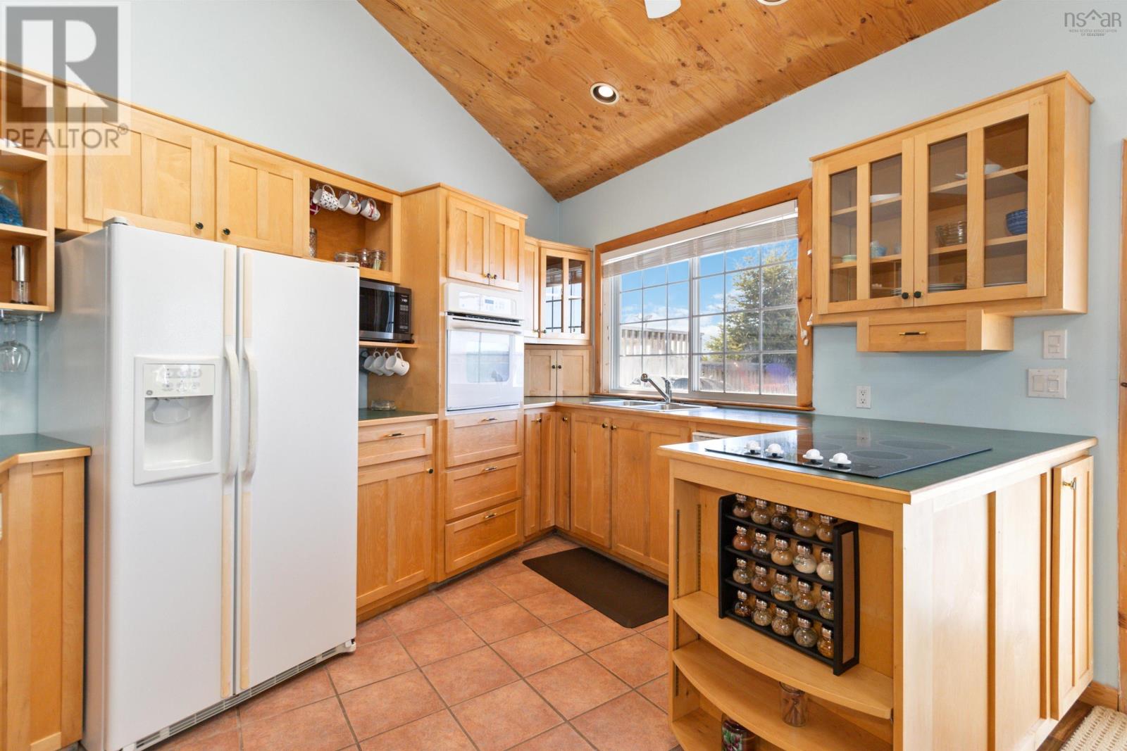 5751 Highway 3, East Jordan, Nova Scotia  B0T 1J0 - Photo 8 - 202508593
