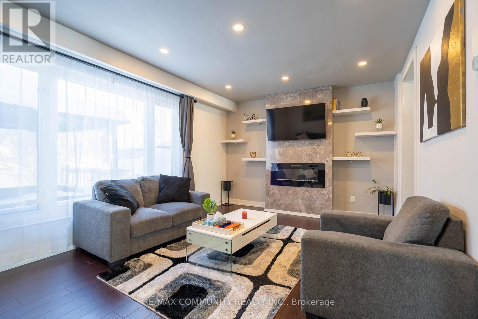 624 Radisson Avenue, Oshawa, Ontario  L1J 1X8 - Photo 5 - E12176055