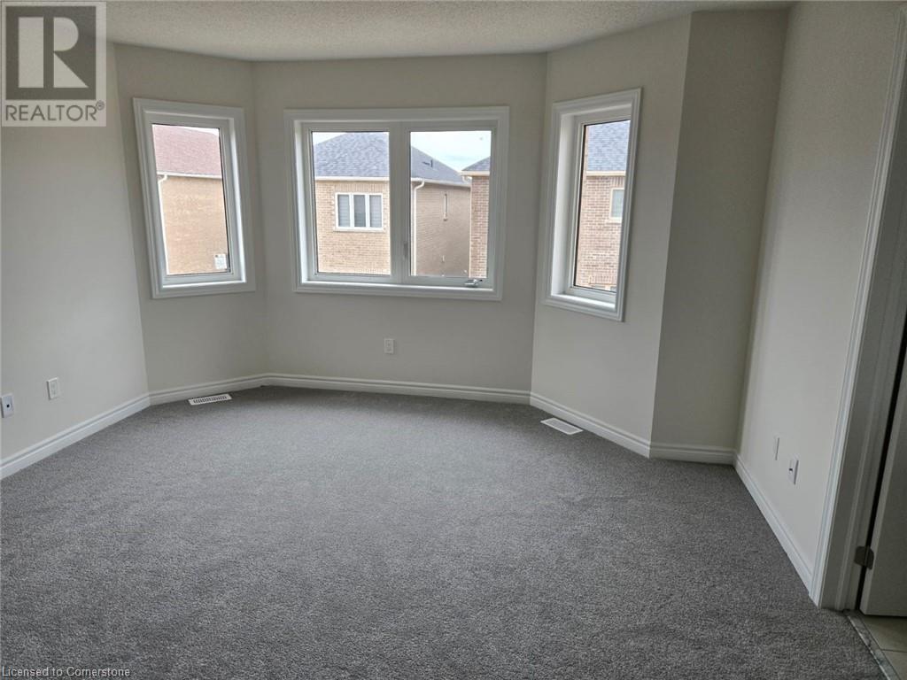 35 Huntsworth Avenue, Thorold, Ontario  L2V 0N2 - Photo 8 - 40734270