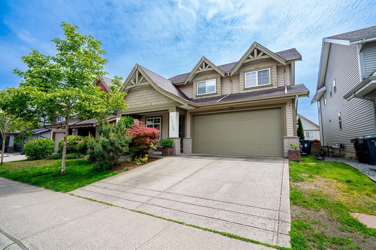 19726 70 Avenue, Langley, British Columbia  V2Y 3E8 - Photo 3 - R3006529