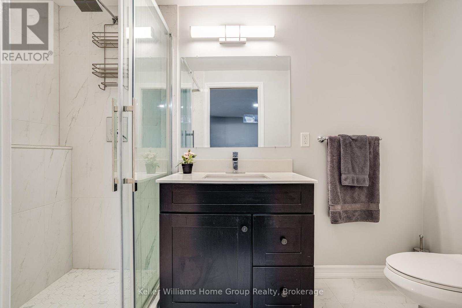 68 Roselawn Crescent, Welland, Ontario  L3C 0C3 - Photo 33 - X12094713
