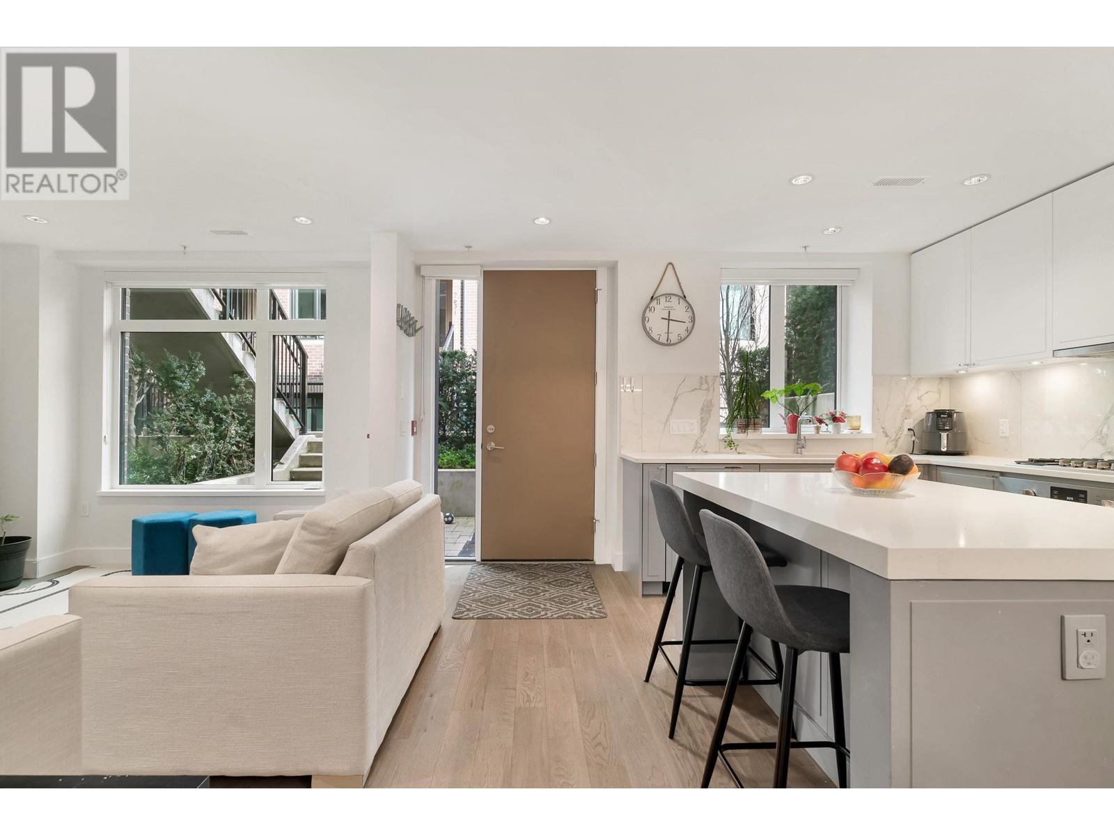 17 7619 Yukon Street, Vancouver, British Columbia  V5X 2Y4 - Photo 8 - R2996521