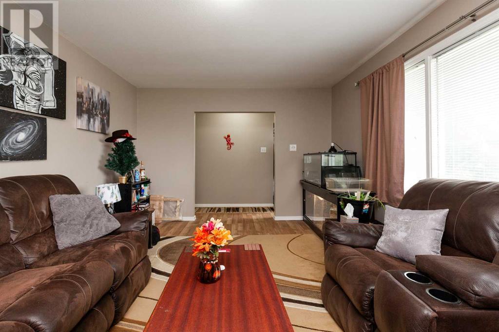 Property at 837 Stafford Drive N image 5