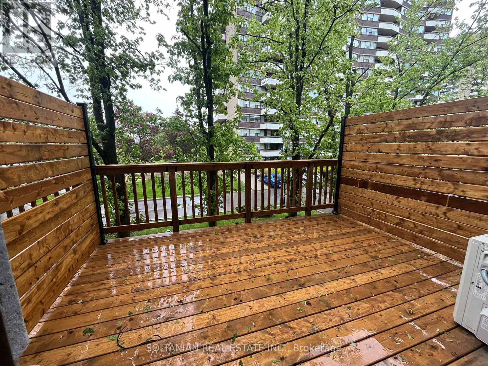 17 Calamint Lane, Toronto, Ontario  M1W 2H1 - Photo 13 - E12176532