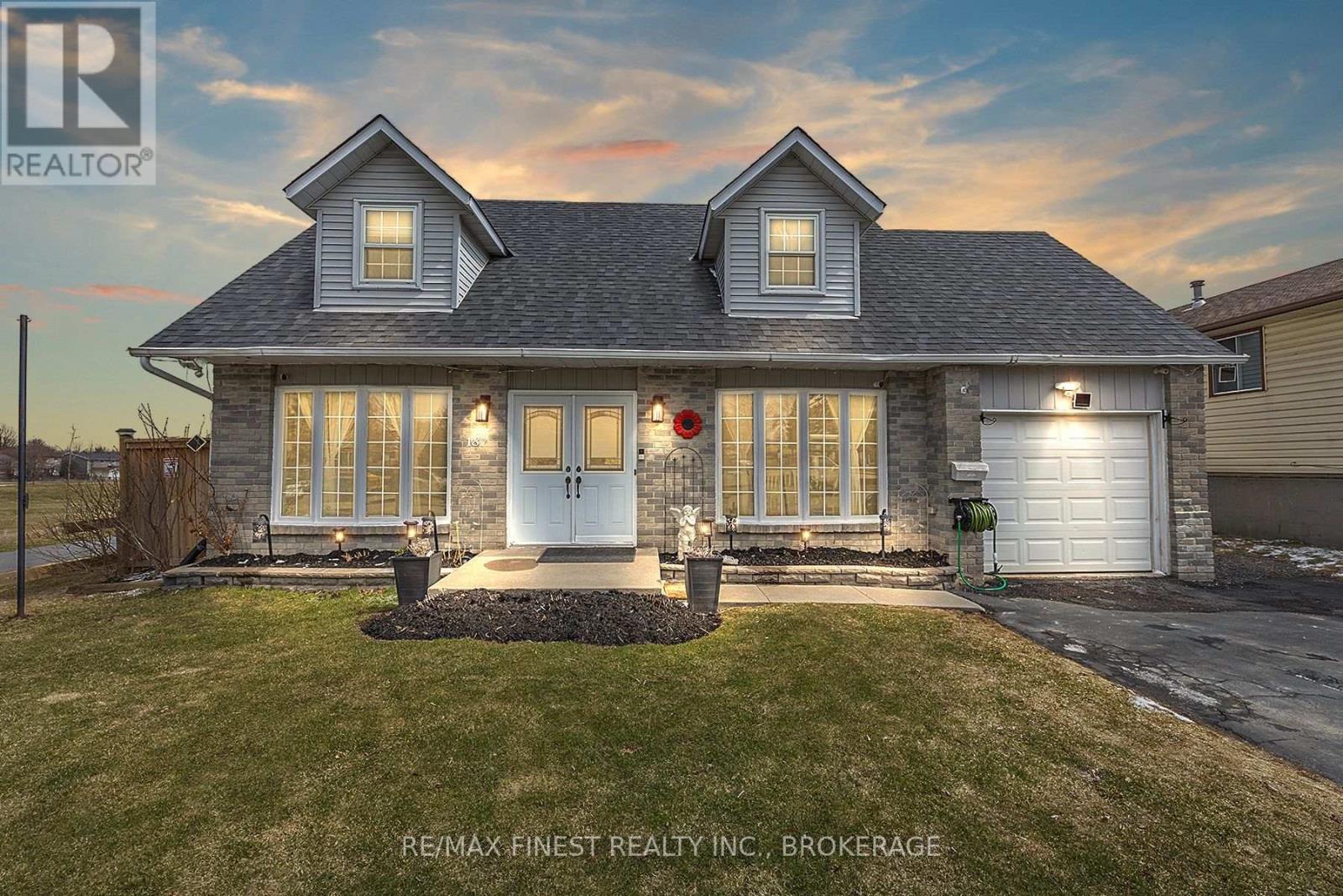 187 WILSON STREET, kingston (rideau), Ontario