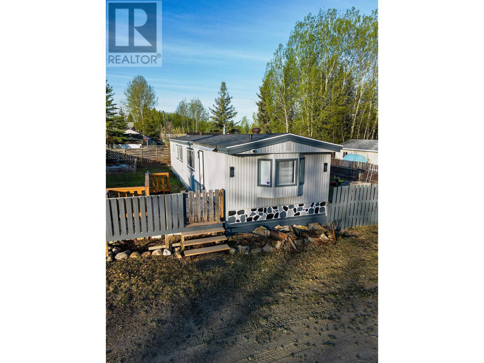 1 2963 Klahannie Drive, Fort Nelson, British Columbia  V0C 1R0 - Photo 2 - R2960857