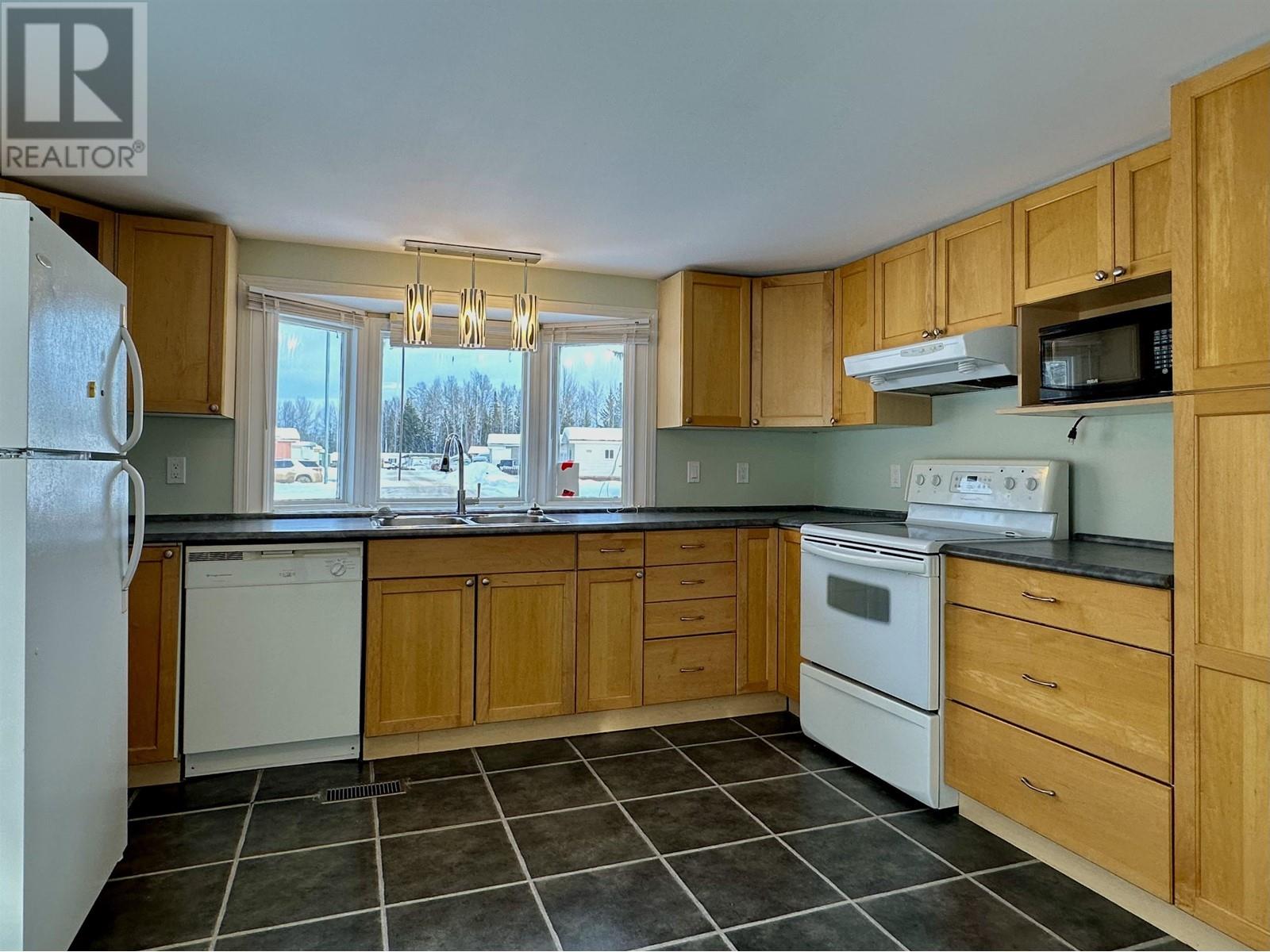 1 2963 Klahannie Drive, Fort Nelson, British Columbia  V0C 1R0 - Photo 5 - R2960857