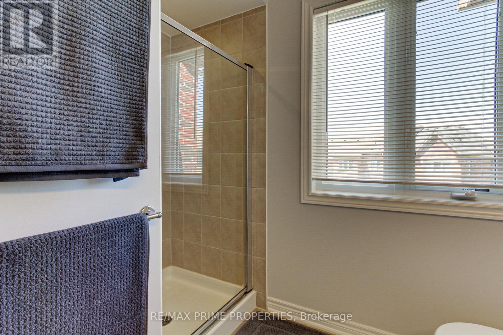 148 Harvest Hills Boulevard, East Gwillimbury, Ontario  L9N 0C1 - Photo 17 - N12176544