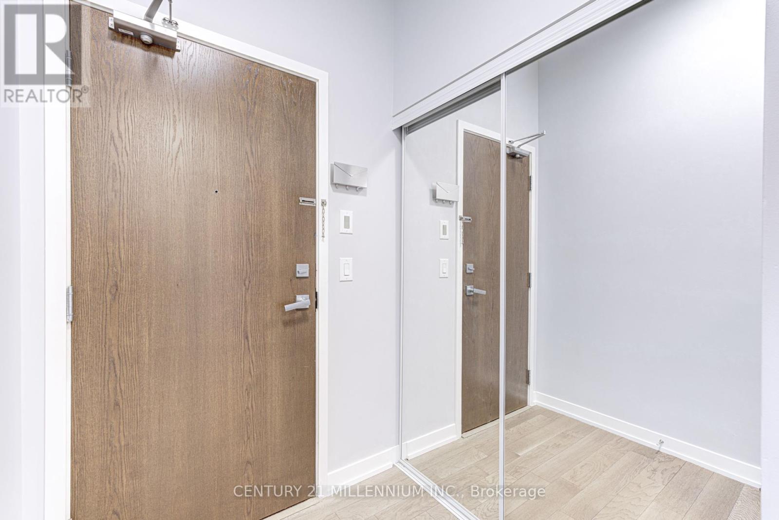 411 - 365 Prince Of Wales Drive, Mississauga, Ontario  L5B 0G6 - Photo 7 - W12176505