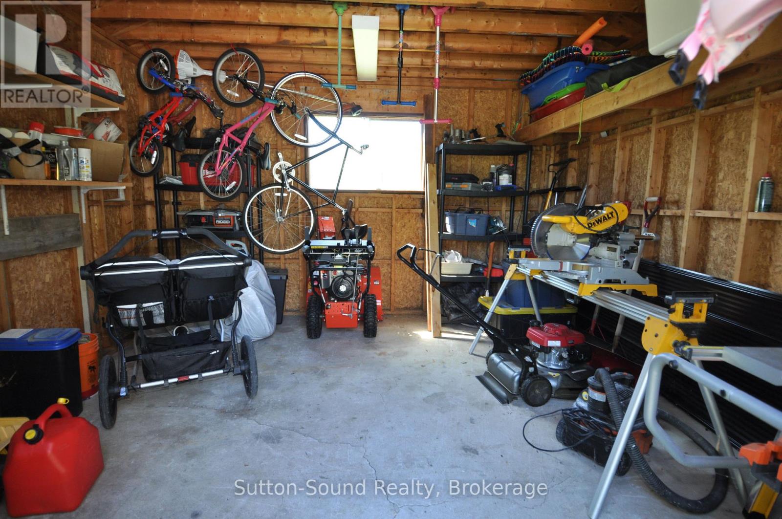 444 Balmy Beach Road, Georgian Bluffs, Ontario  N4K 5N4 - Photo 37 - X12176688