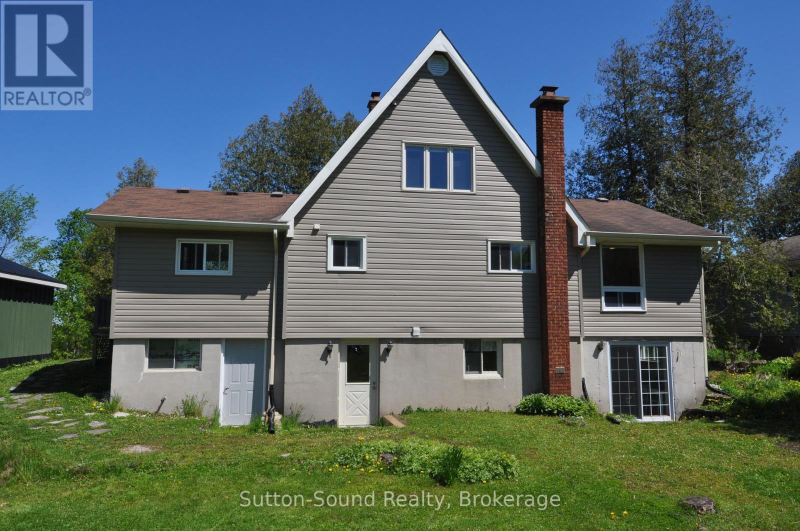 444 Balmy Beach Road, Georgian Bluffs, Ontario  N4K 5N4 - Photo 4 - X12176688