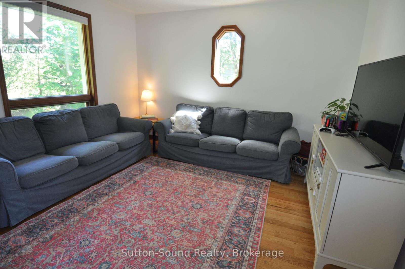 444 Balmy Beach Road, Georgian Bluffs, Ontario  N4K 5N4 - Photo 7 - X12176688