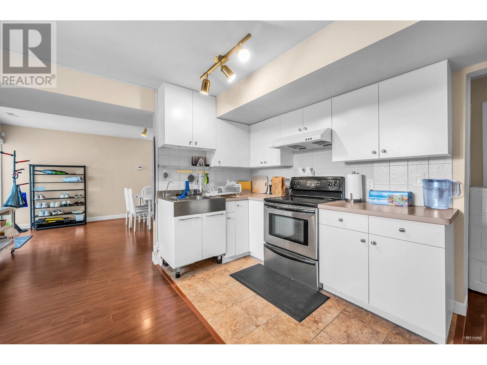 7548 Sequoia Road, Burnaby, British Columbia  V3N 4W9 - Photo 24 - R3007161