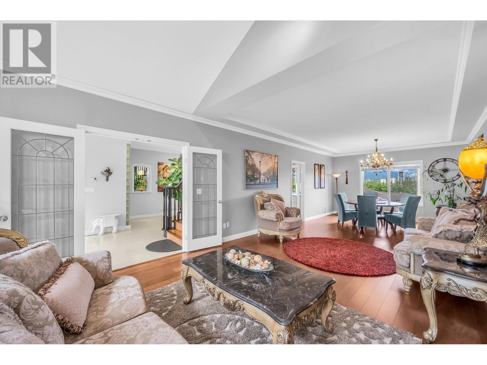 7548 Sequoia Road, Burnaby, British Columbia  V3N 4W9 - Photo 5 - R3007161