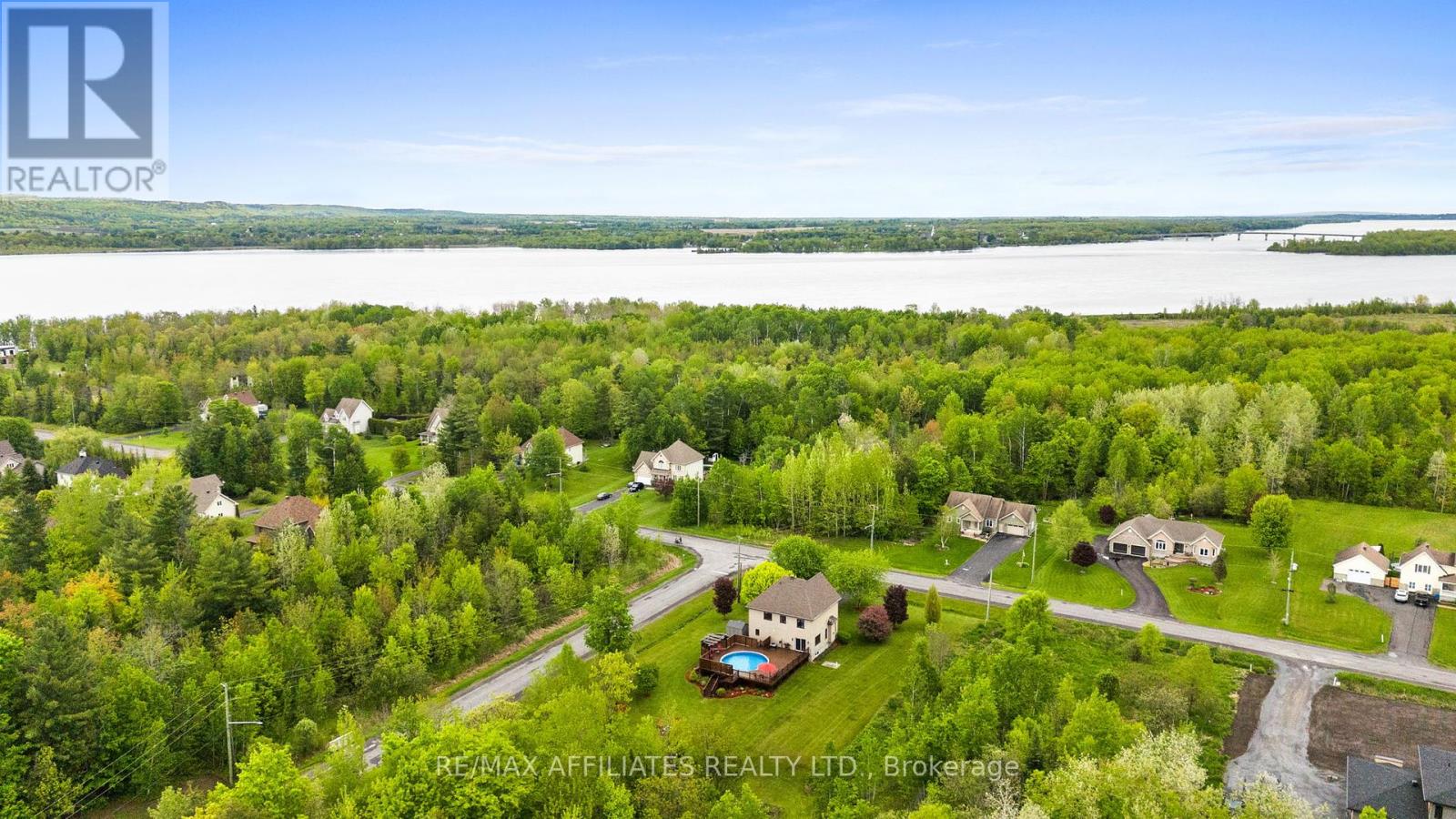 621 Du Bercail Street, Champlain, Ontario  K0B 1K0 - Photo 45 - X12176562