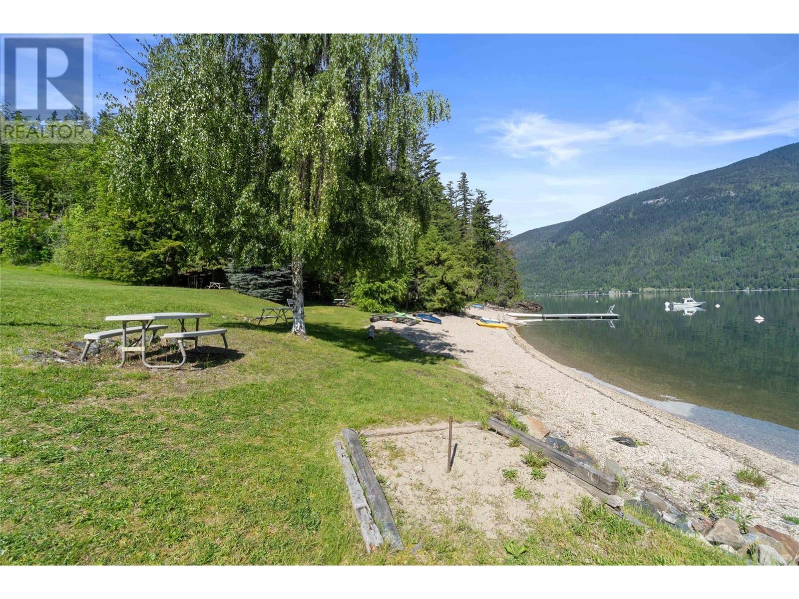 6300 Armstrong Road Unit# 36, Eagle Bay, BC V0E1T0