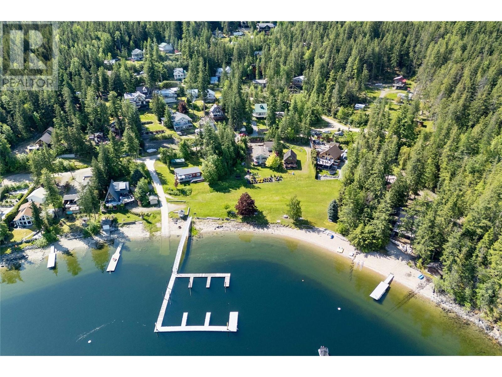 6300 Armstrong Road Unit# 36, Eagle Bay, BC V0E1T0