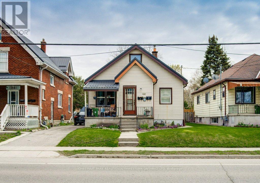 1121 Trafalgar Street, London East, Ontario  N5Z 1G9 - Photo 1 - X12176514