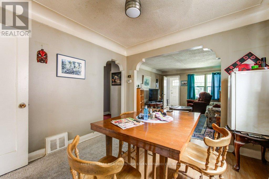 1121 Trafalgar Street, London East, Ontario  N5Z 1G9 - Photo 11 - X12176514