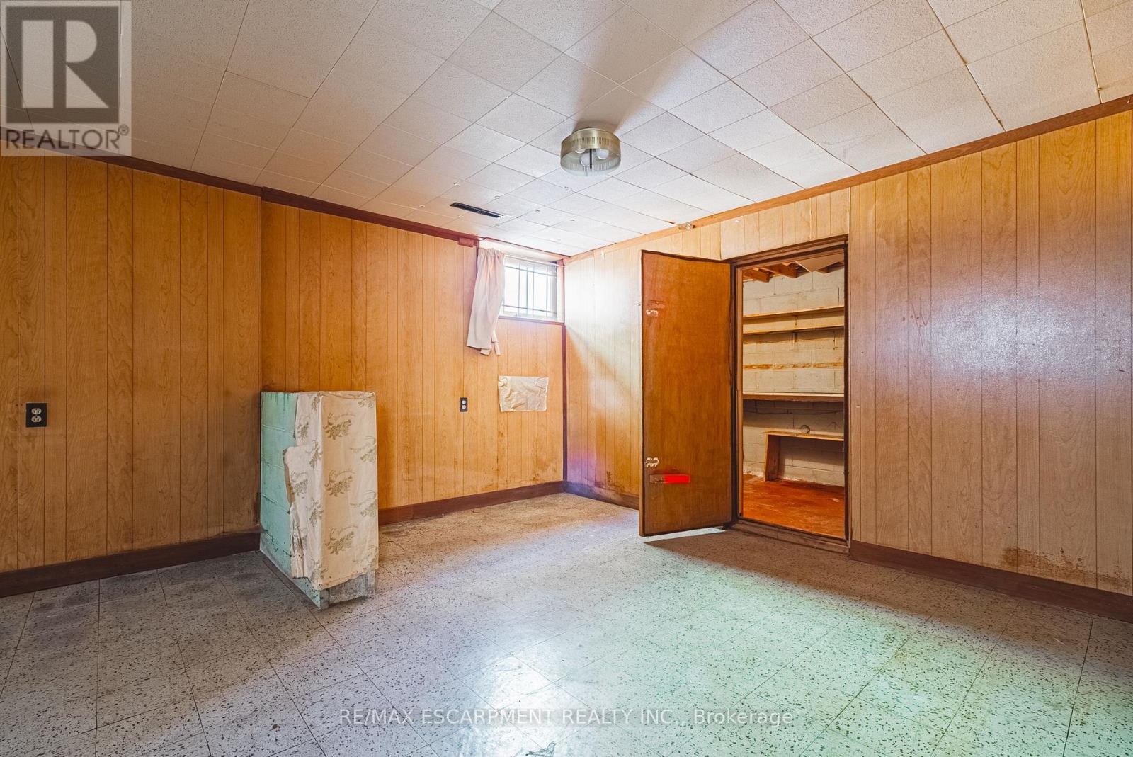 340 West 5th Street, Hamilton, Ontario  L9C 3P3 - Photo 33 - X12176525