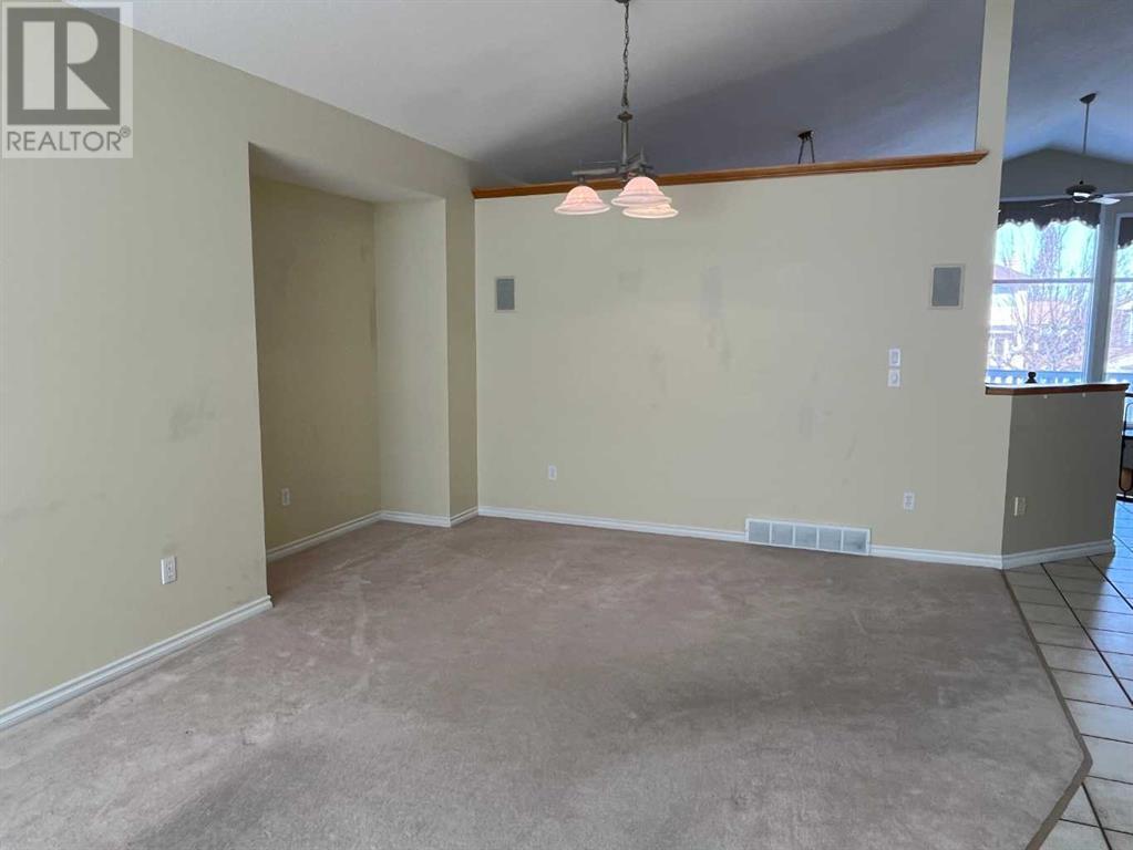 Property at 258 Fairmont Garden Road S image 4
