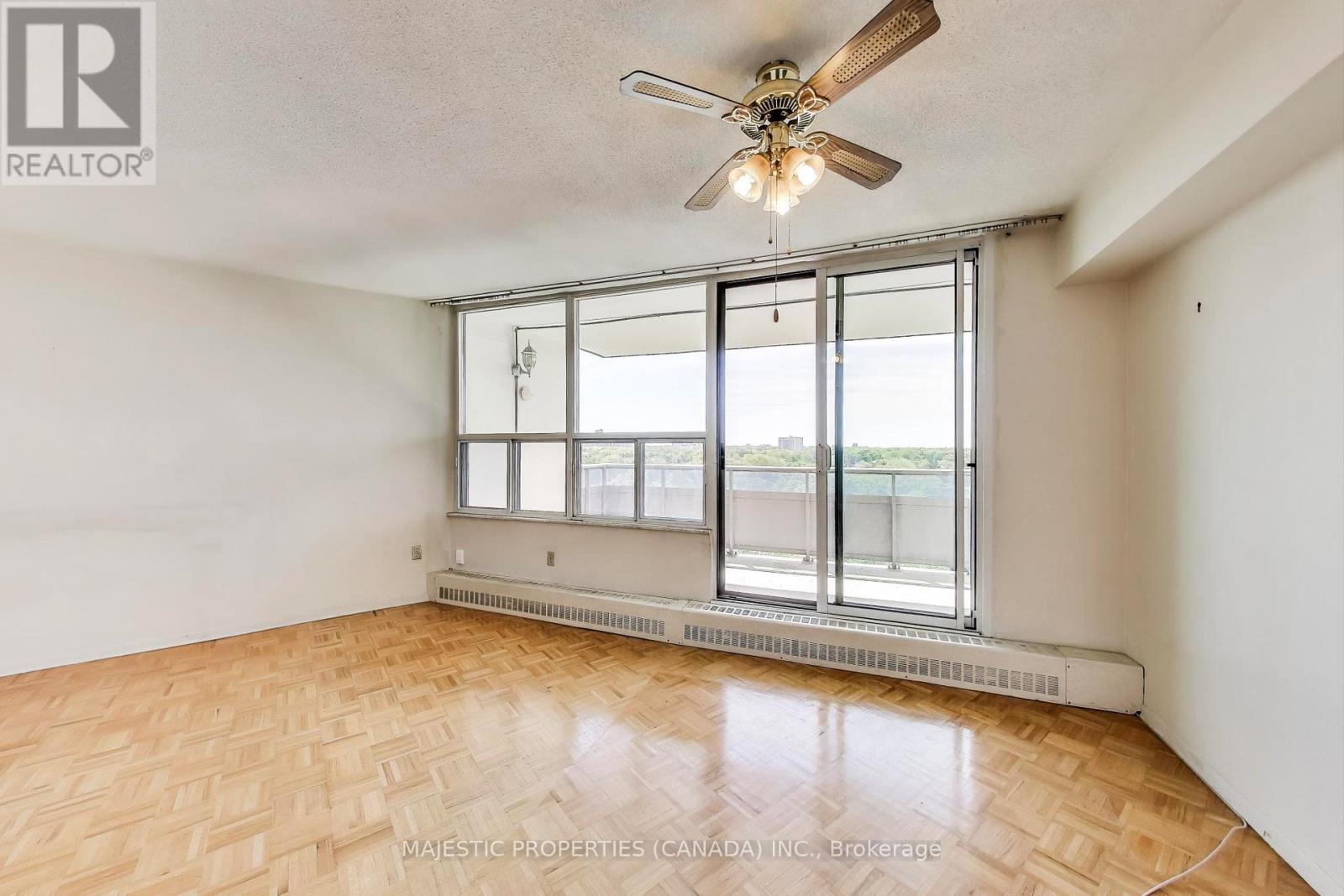 1216 - 15 Vicora Link Way, Toronto, Ontario  M3C 1A8 - Photo 6 - C12176579