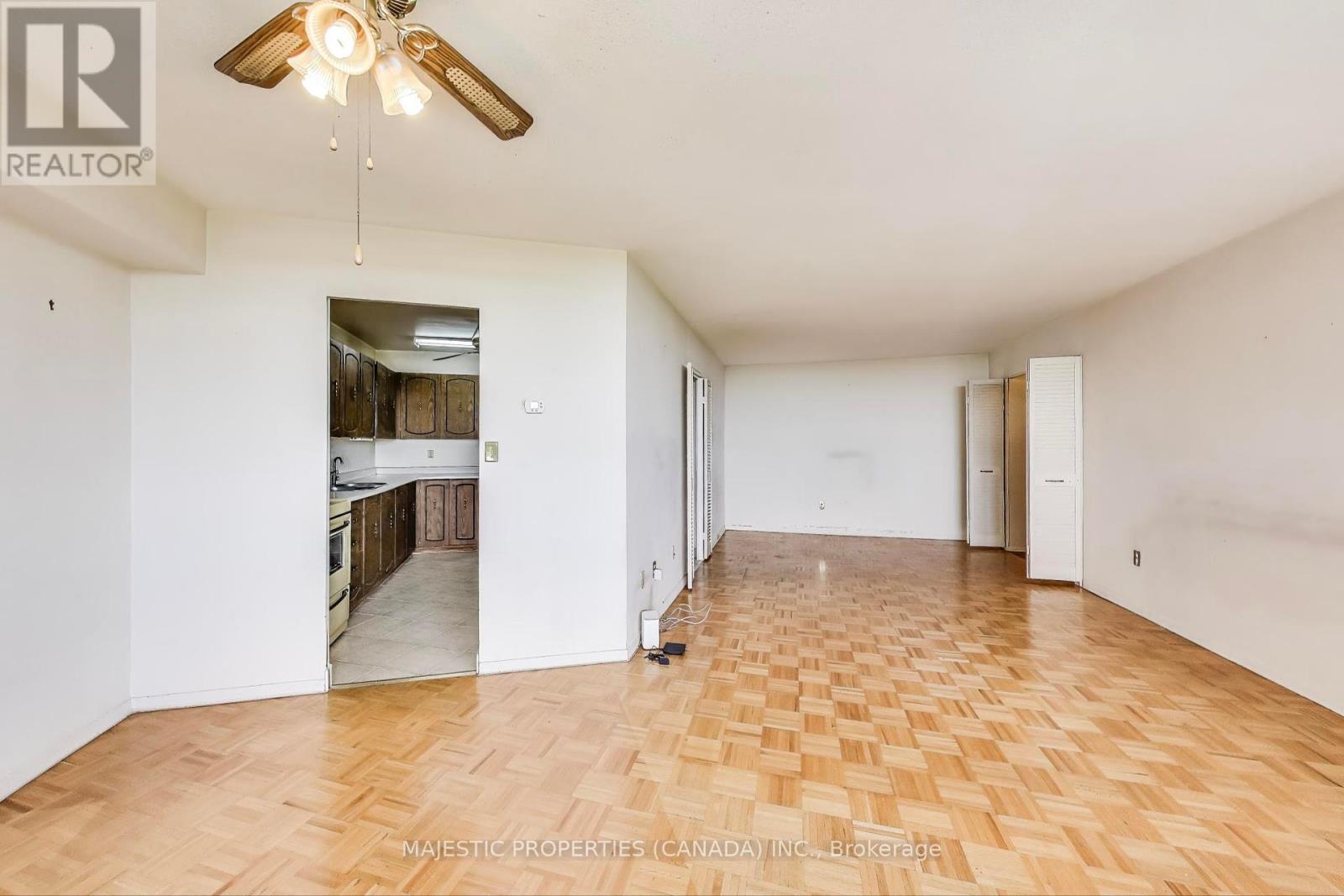 1216 - 15 Vicora Link Way, Toronto, Ontario  M3C 1A8 - Photo 7 - C12176579