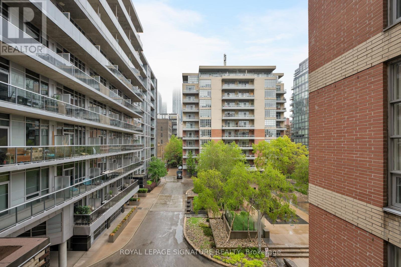 408 - 19 Brant Street, Toronto, Ontario  M5V 2L2 - Photo 14 - C12176596