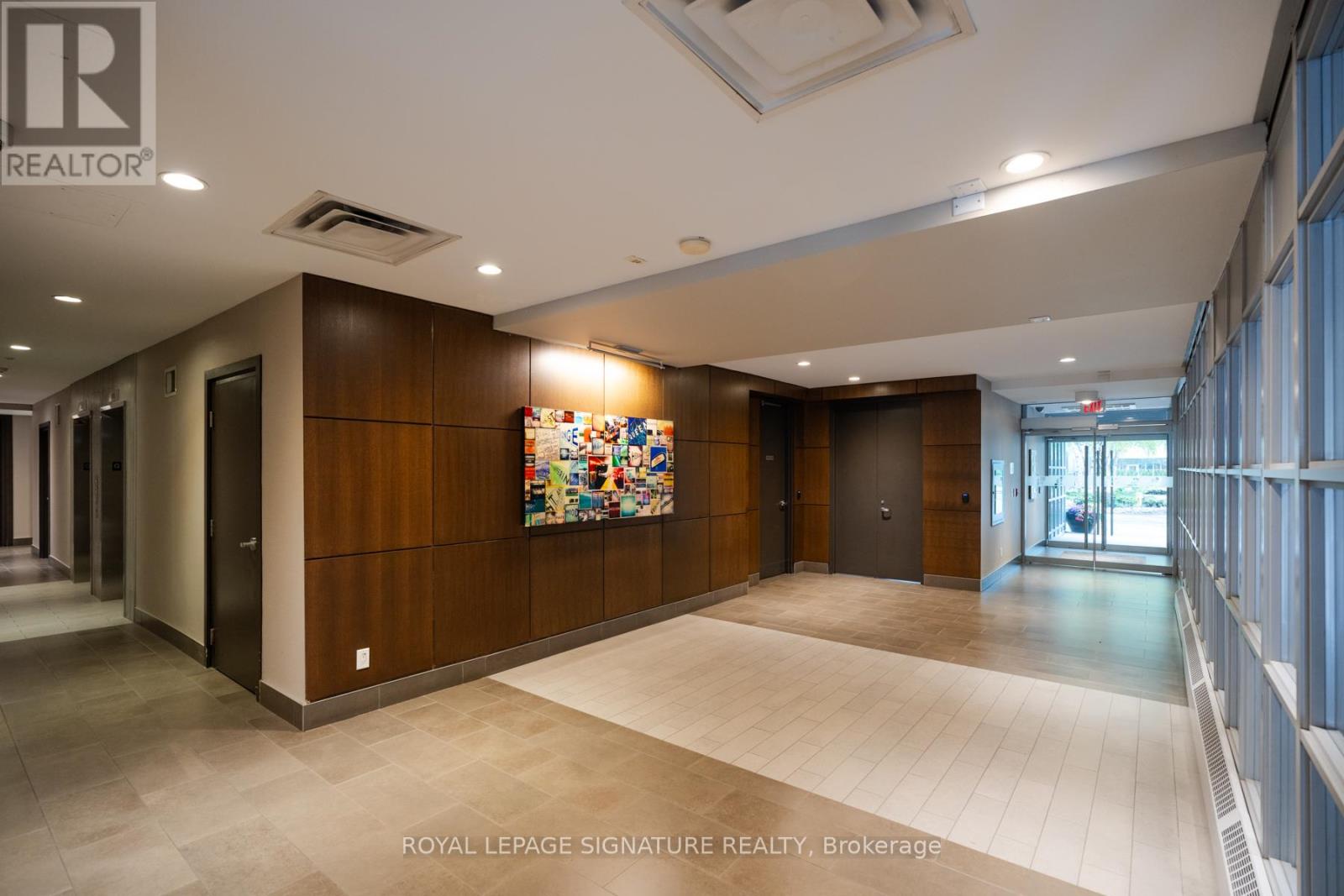 408 - 19 Brant Street, Toronto, Ontario  M5V 2L2 - Photo 35 - C12176596