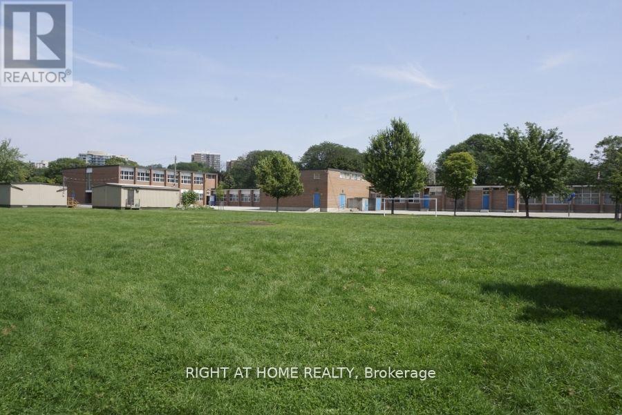 12 - 50 Three Valleys Drive, Toronto (Parkwoods-Donalda), Ontario  M3A 3B5 - Photo 24 - C12176673