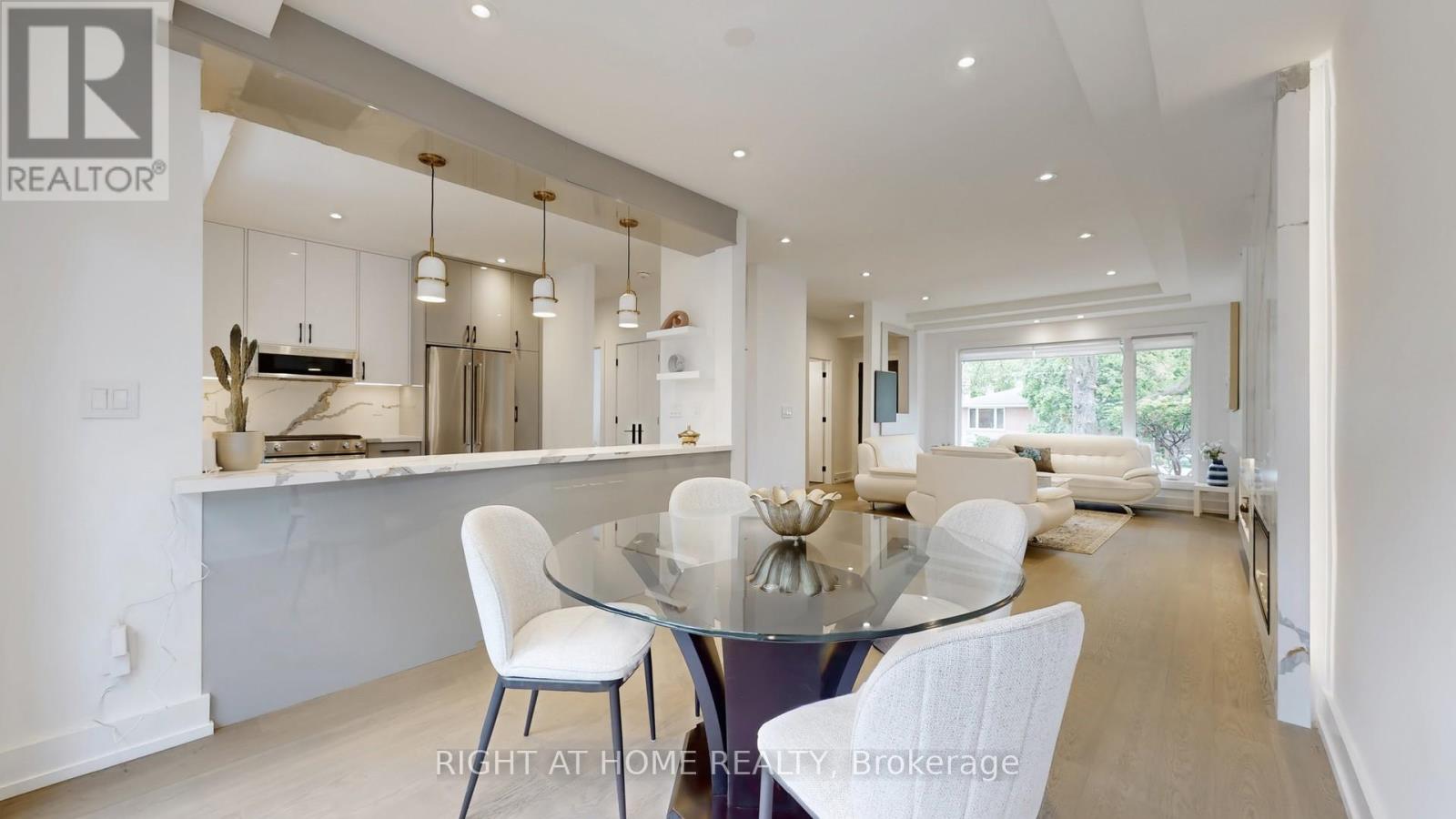 136 Santa Barbara Road, Toronto (Willowdale West), Ontario  M2N 2C5 - Photo 13 - C12176692