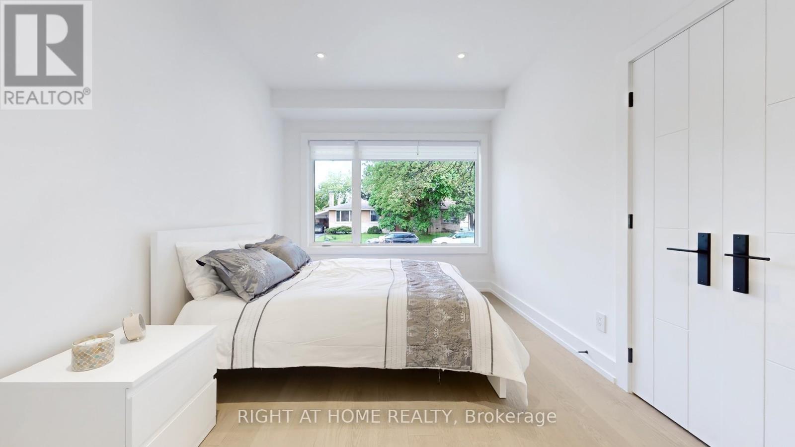 136 Santa Barbara Road, Toronto (Willowdale West), Ontario  M2N 2C5 - Photo 14 - C12176692