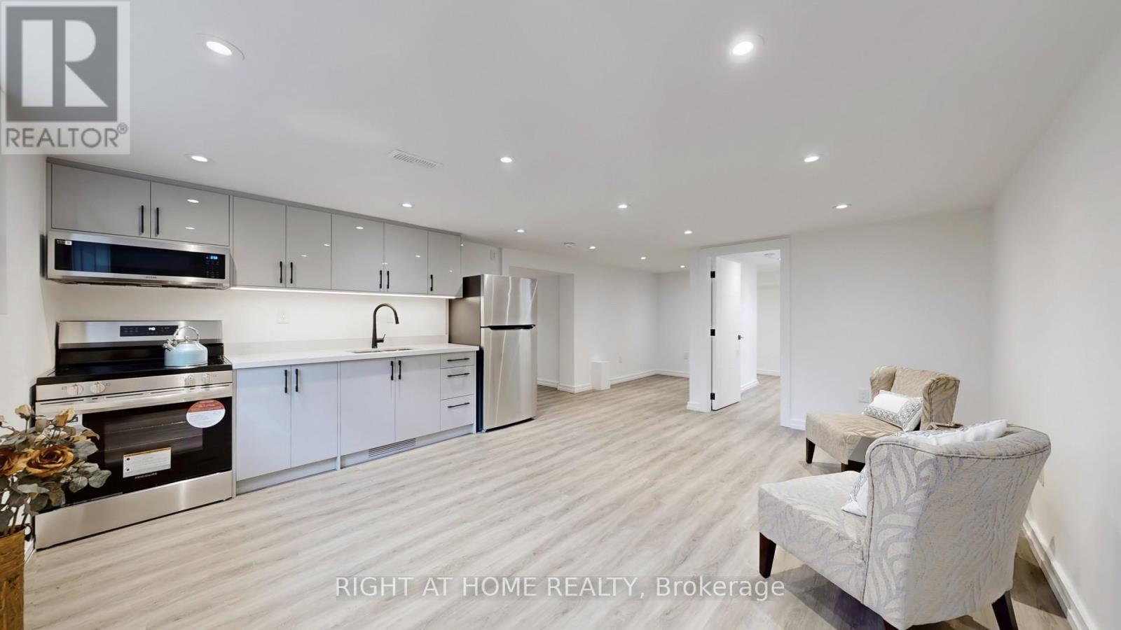 136 Santa Barbara Road, Toronto (Willowdale West), Ontario  M2N 2C5 - Photo 27 - C12176692
