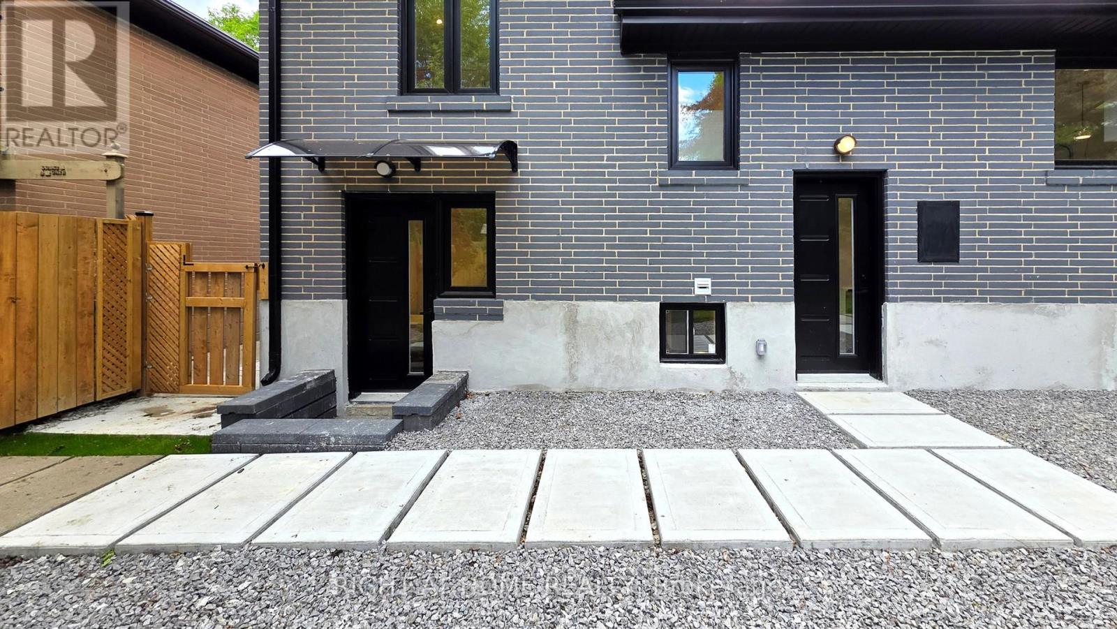 136 Santa Barbara Road, Toronto (Willowdale West), Ontario  M2N 2C5 - Photo 38 - C12176692