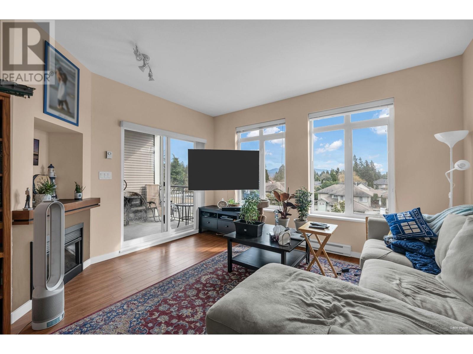 315 12350 Harris Road, Pitt Meadows, British Columbia  V3Y 0C5 - Photo 4 - R2973436