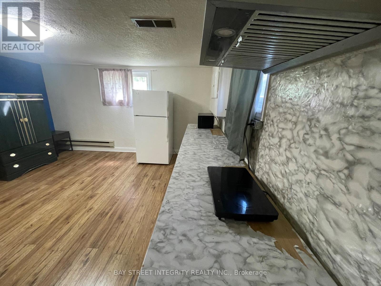 Bsmt - 18 Belmore Avenue, Toronto, Ontario  M1R 2M6 - Photo 8 - E12176598